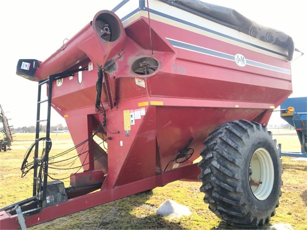 2009 J&M 750-14 Grain Cart