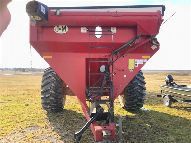 2009 J&M 750-14 Grain Cart