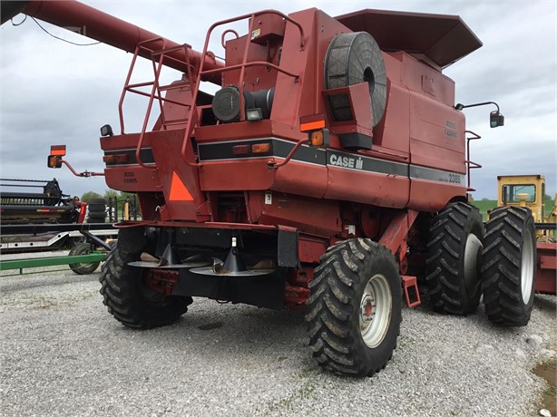 Case IH 2388 Combine