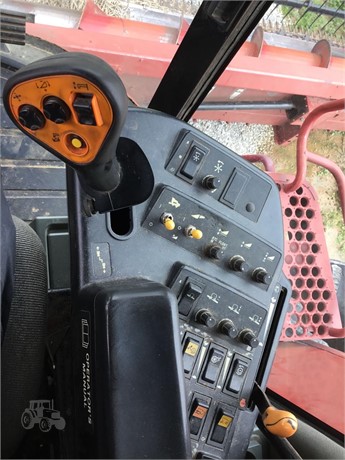 Case IH 2388 Combine