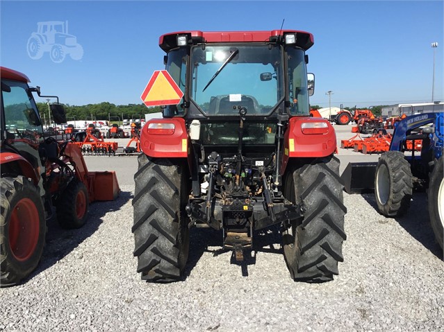 Case IH FARMALL 75C Tractor