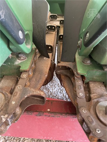 2009 John Deere 612C Header Combine