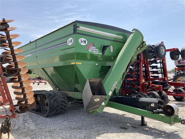 2015 J&M 1112-20S Grain Cart