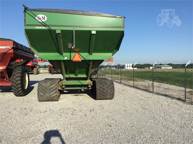 2015 J&M 1112-20S Grain Cart