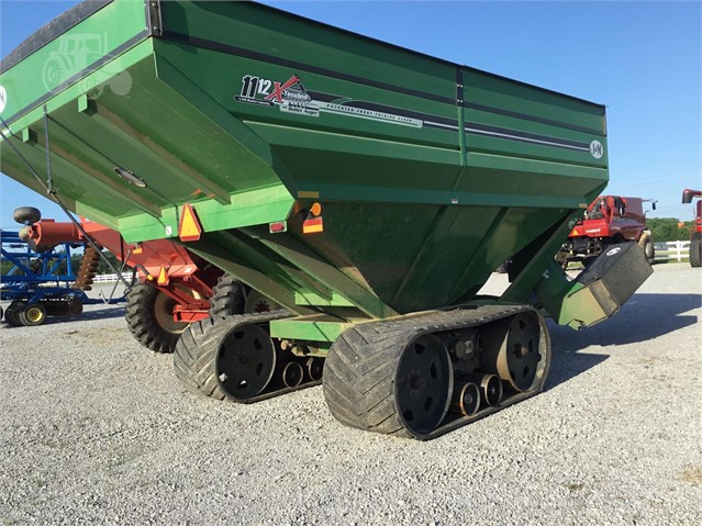 2015 J&M 1112-20S Grain Cart