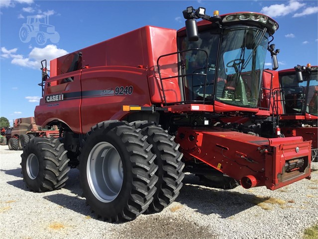 2018 Case IH 9240 Combine