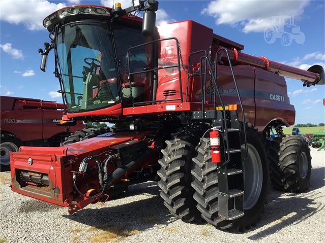 2018 Case IH 9240 Combine