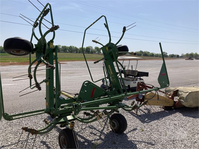 2018 Krone KW552T Tedder