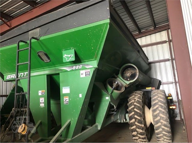 2006 Brent 880 Grain Cart