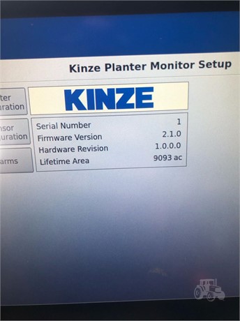 2018 Kinze 3600 Planter