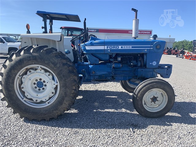 Ford 5600 Tractor