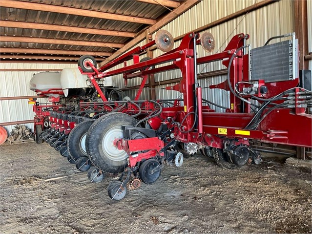 2014 Case IH 1255 Planter