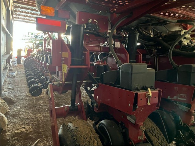 2014 Case IH 1255 Planter