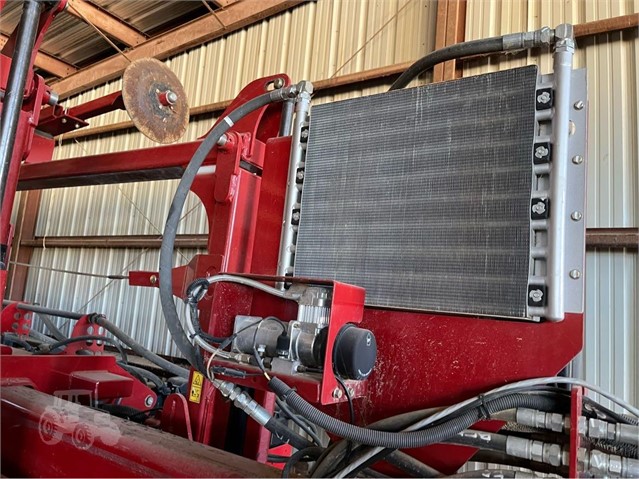 2014 Case IH 1255 Planter