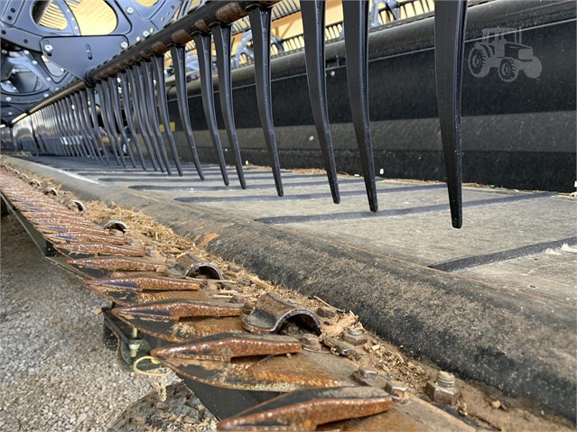 2020 MacDon FD140 Header Flex