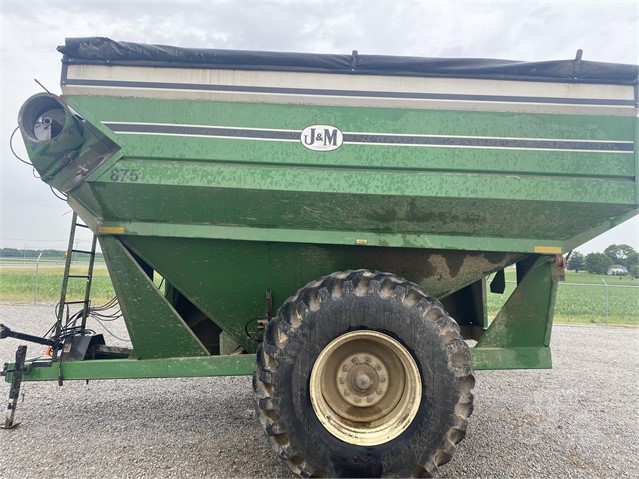 J&M 875 Grain Cart