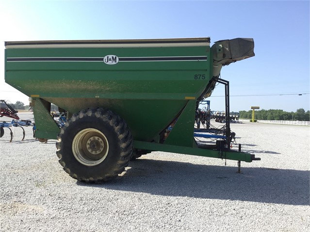 J&M 875 Grain Cart