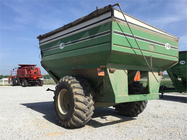 J&M 875 Grain Cart