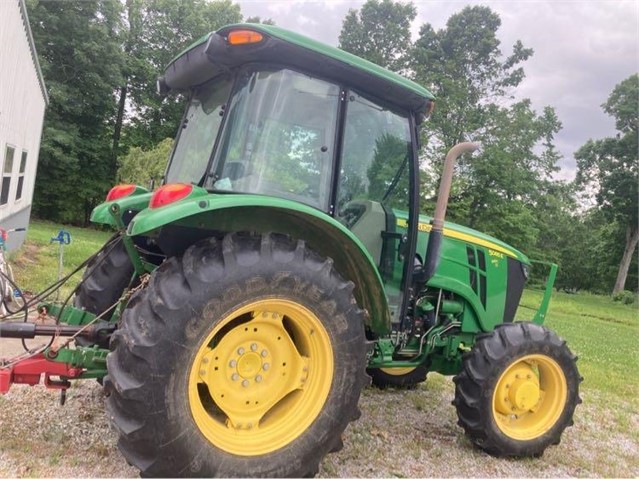 John Deere 5085E Tractor