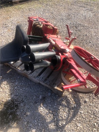 Mechanical Transplanter Co. 5000WD Planter Attachment