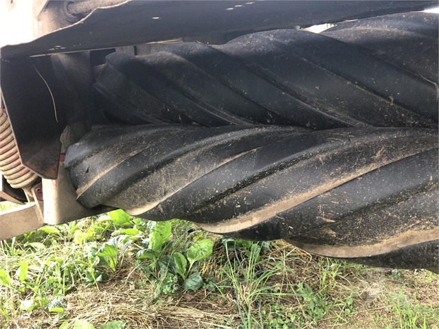 New Holland H7230 Mower Conditioner