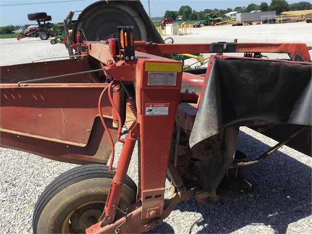 New Holland H7230 Mower Conditioner