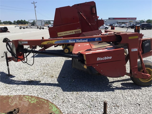 New Holland H7230 Mower Conditioner