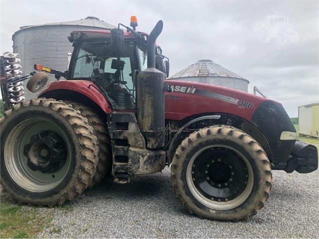 2015 Case IH MAGNUM 380 CVT Tractor