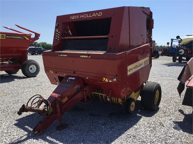 New Holland 660 Baler/Round