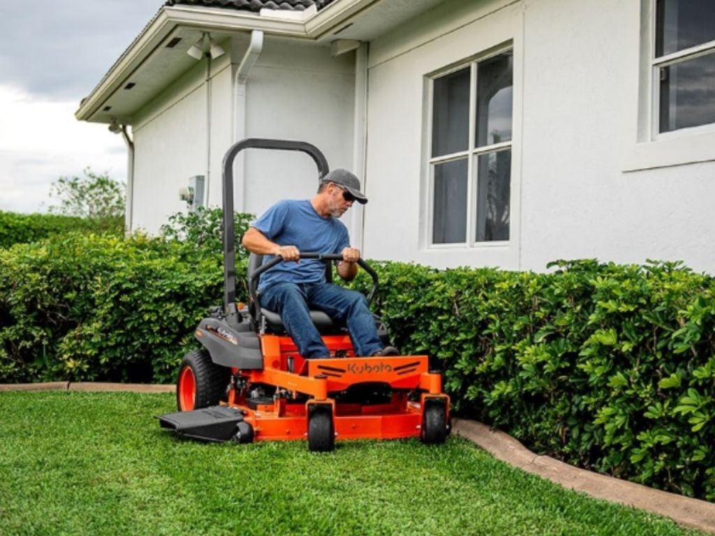 2022 Kubota Z200 Series Z231KW-42 Mower