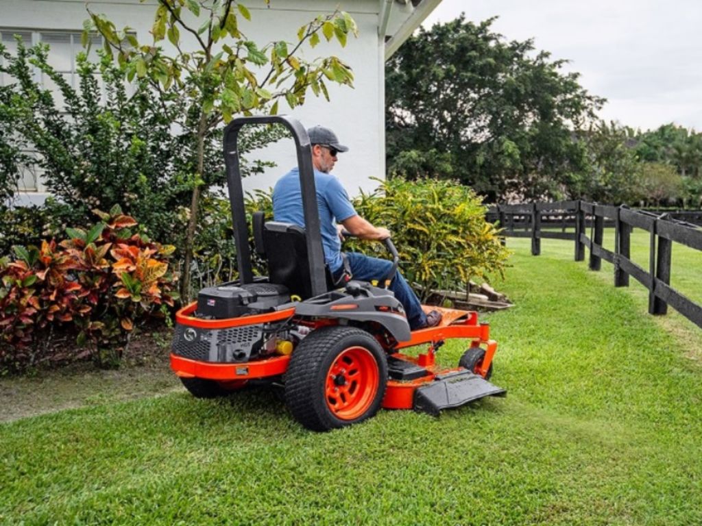 2022 Kubota Z200 Series Z231KW-42 Mower