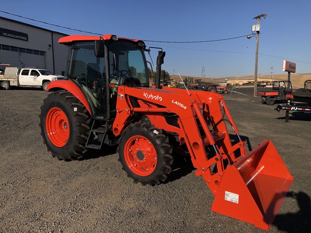 2022 Kubota M60 Series M7060 Tractor