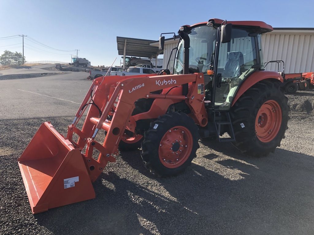 2022 Kubota M60 Series M7060 Tractor