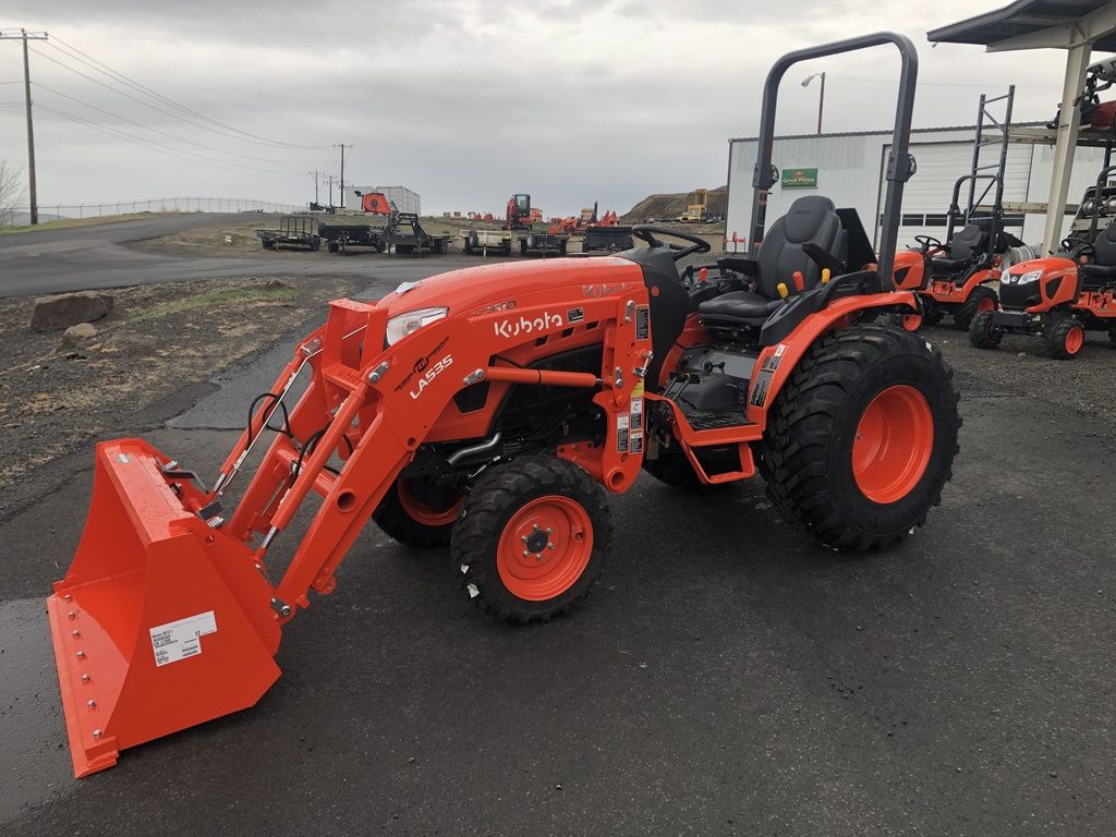 2022 Kubota LX Series LX2610HSD Tractor