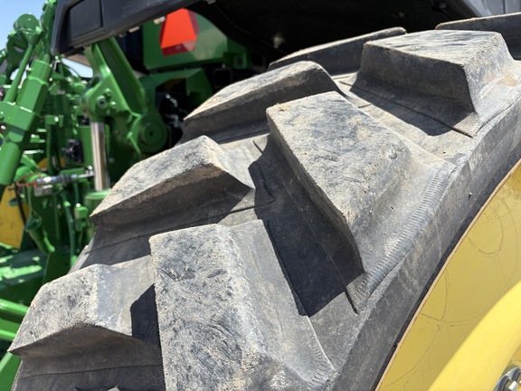 2023 John Deere 8RT 370 Tractor Rubber Track