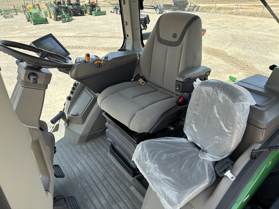 2023 John Deere 8RT 370 Tractor Rubber Track