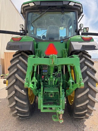 2023 John Deere 8R 250 Tractor