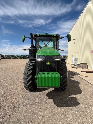 2023 John Deere 8R 250 Tractor