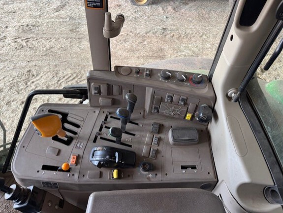 2016 John Deere 6175M Tractor