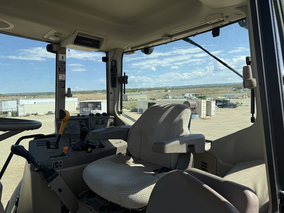 2016 John Deere 6175M Tractor