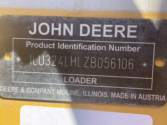 2019 John Deere 324L Compact Utility Loader
