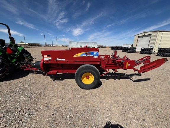 2020 New Holland BC5070 Baler/Square
