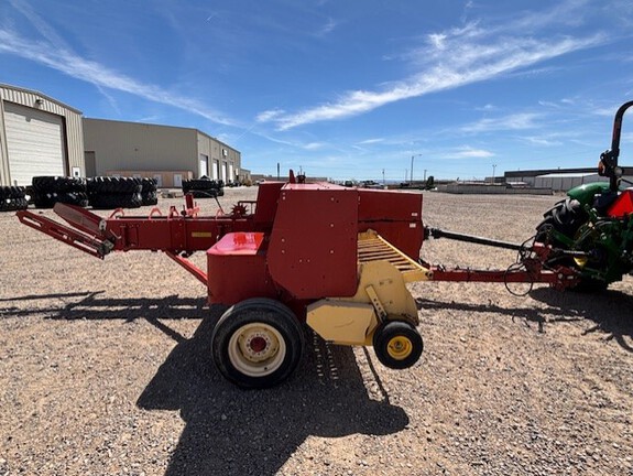 2006 New Holland 575 Baler/Square