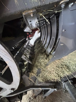 2014 Massey Ferguson 2270 Baler/Square