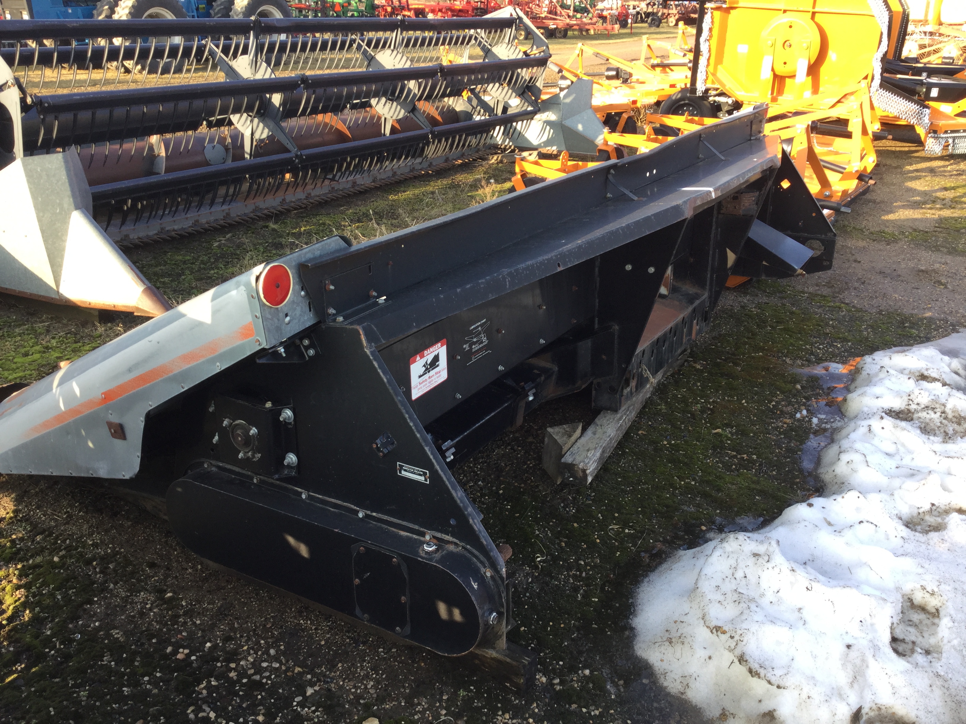 AGCO Gleaner A438 Header Corn Head