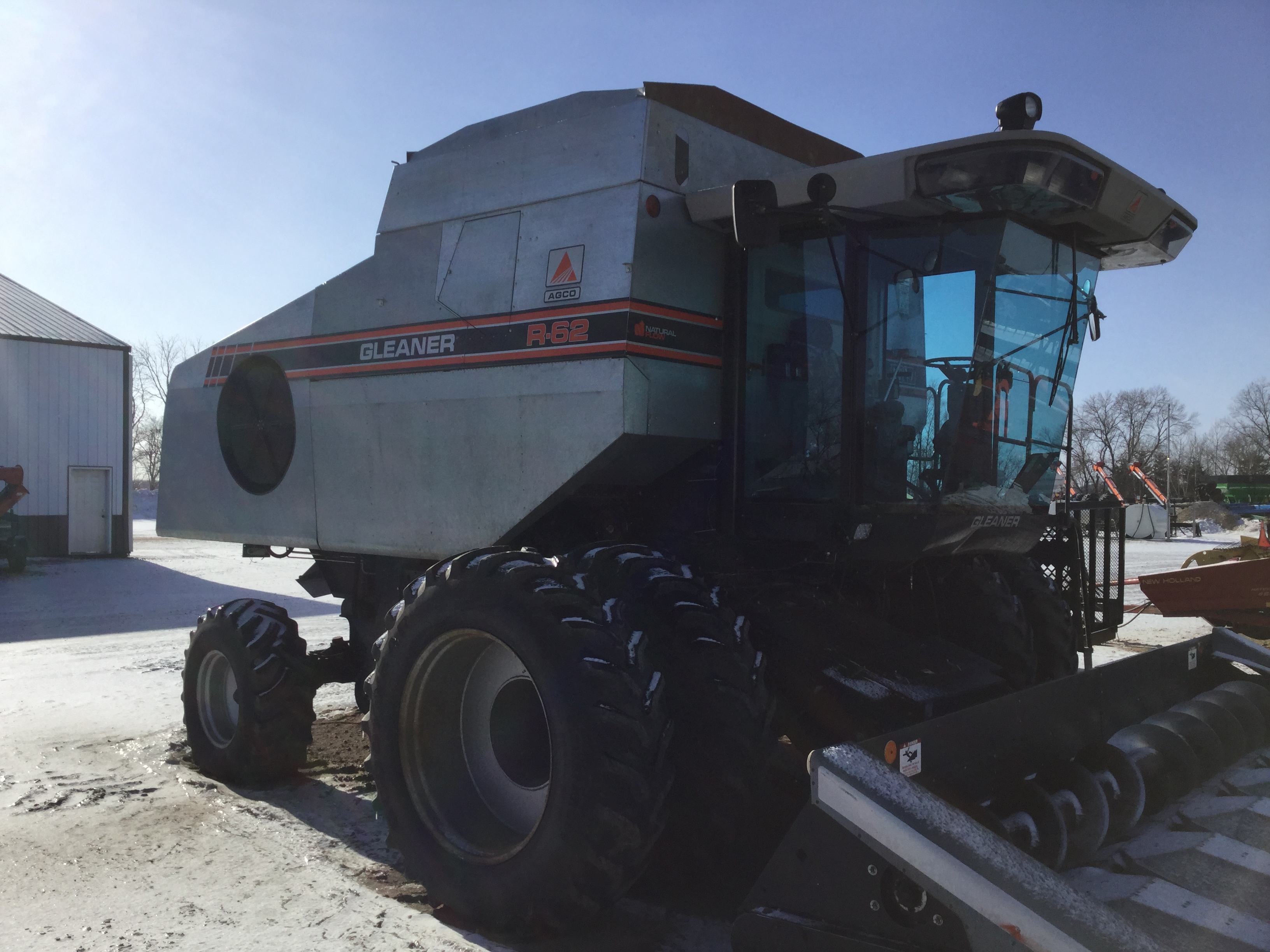 1994 AGCO Gleaner R62 Combine