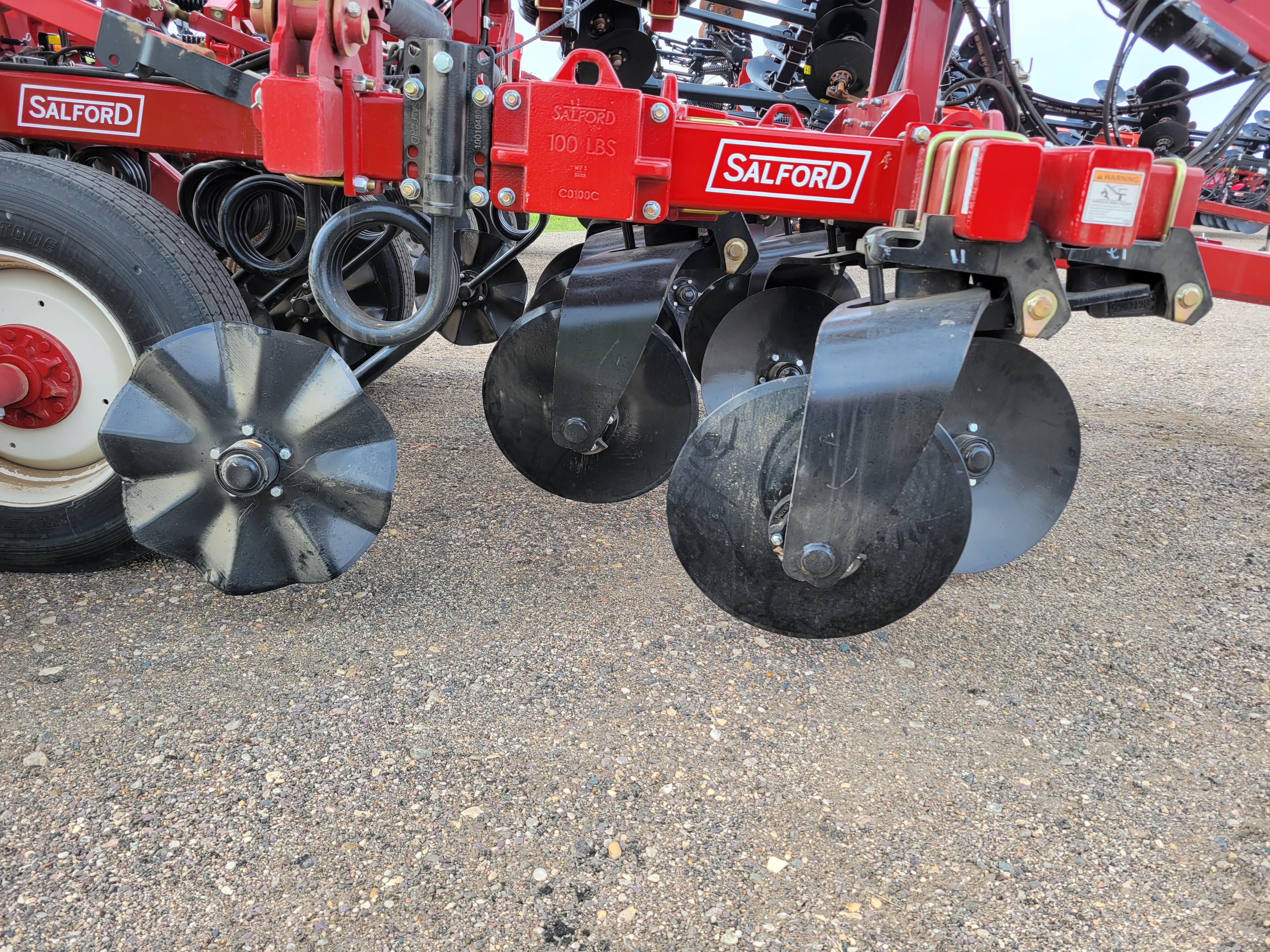 2023 Salford 4224 Vertical Tillage