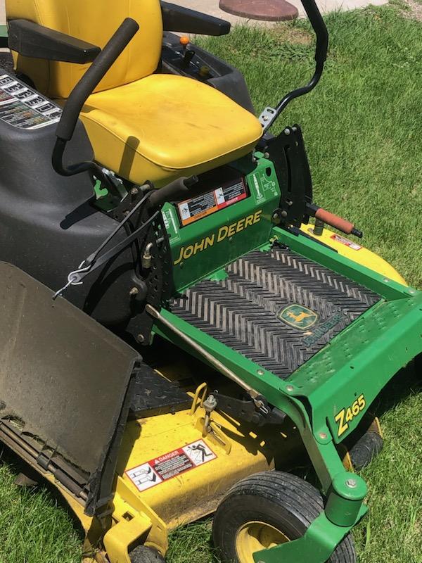 2010 John Deere Z465 Mower/Zero Turn