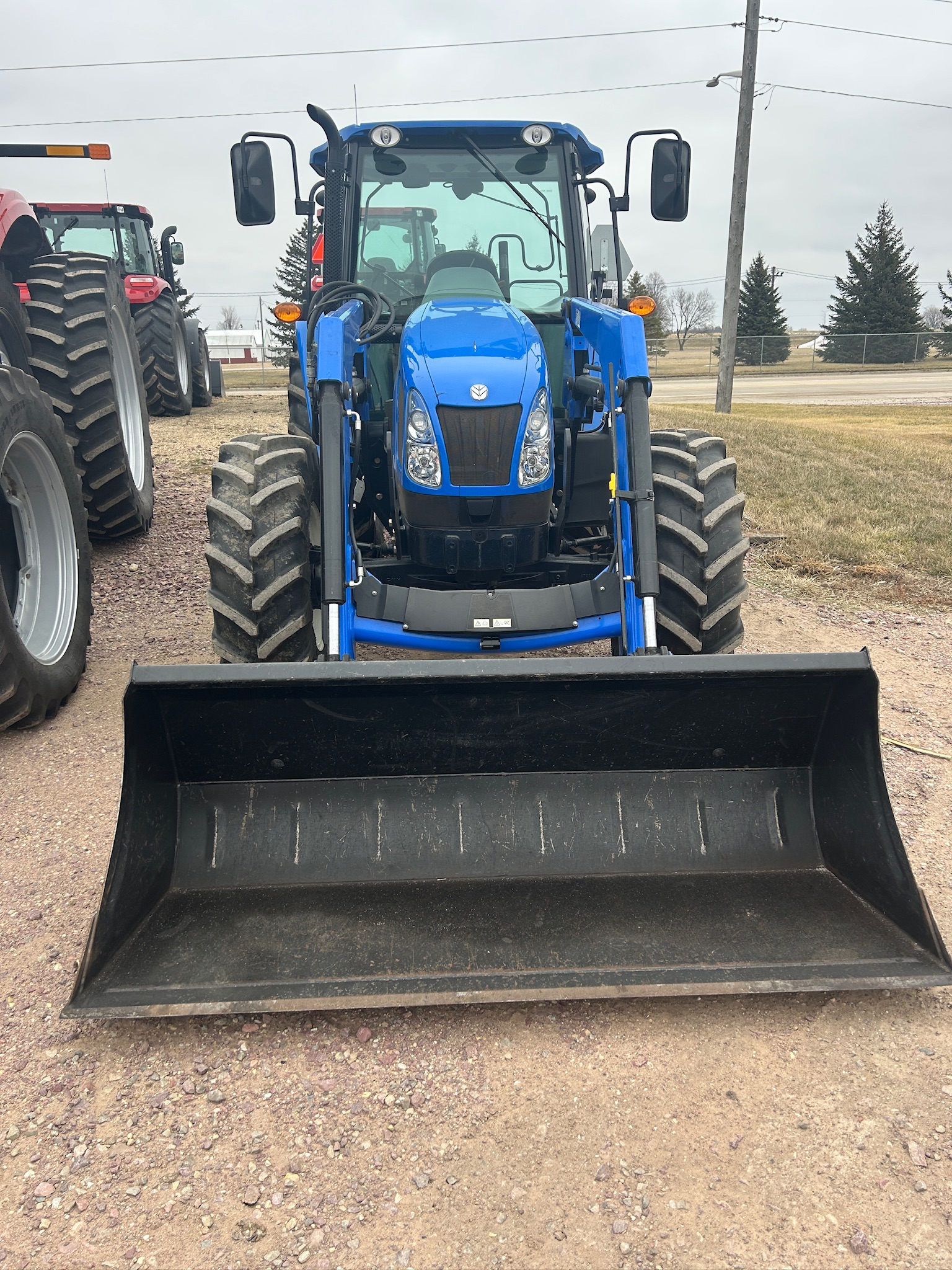 2009 New Holland T5060 Tractor