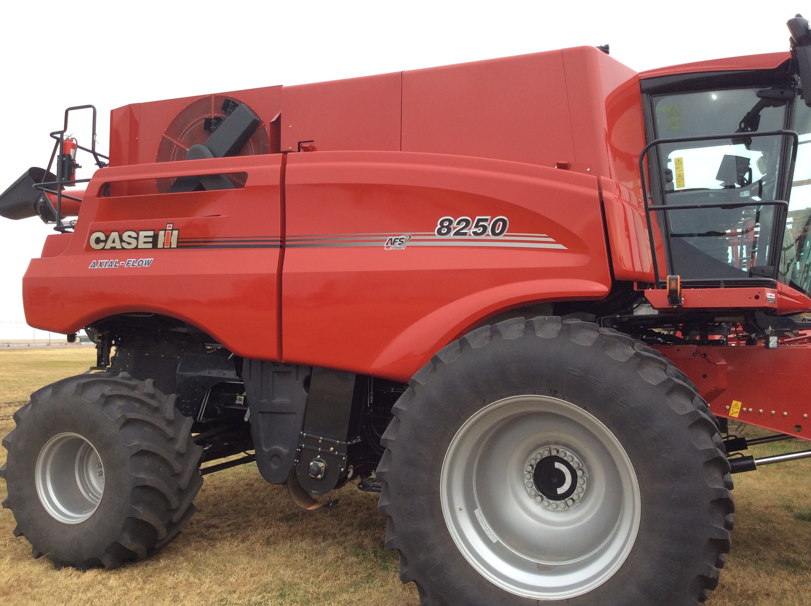 2022 Case IH AXIAL-FLOW 8250 COMBINE MY22 Combine